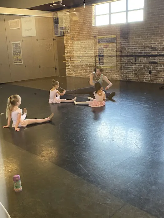 Dana's Studio of Dance Picture 3
