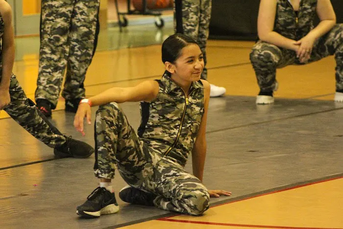 Ten Feet Tall Dance Studio Picture 1