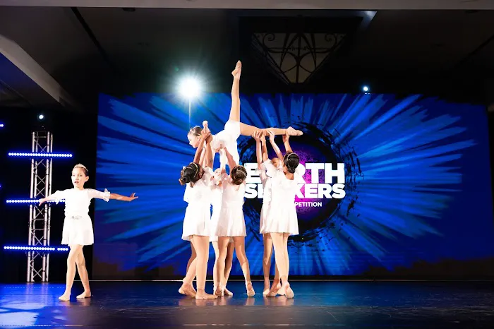 Keller's Grace of Dance Picture 1