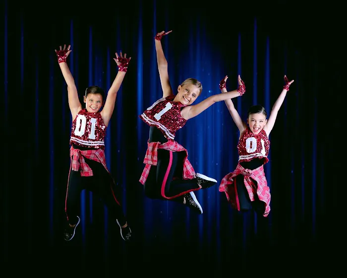 Keller's Grace of Dance Picture 3