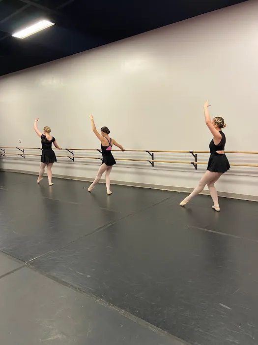 Keller's Grace of Dance Picture 4