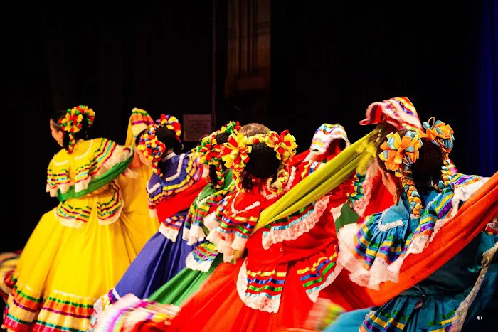 Ballet Folklorico DFW Picture 6