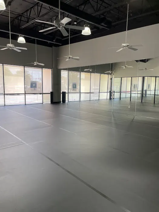 Harlen House of Dance Picture 2