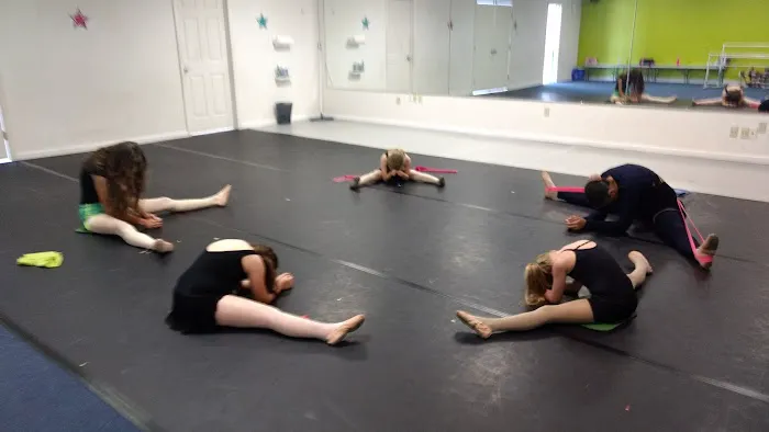 Limitless School of Dance Picture 3