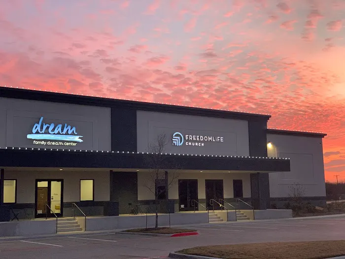 Family Dream Center Picture 4