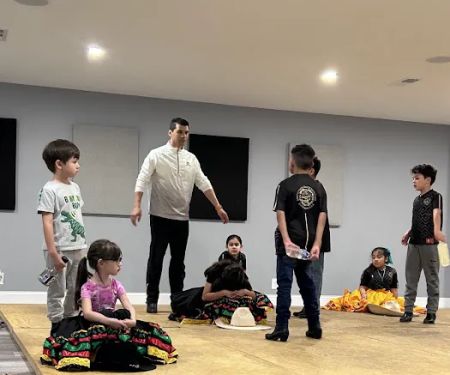 GRUPO FOLKLORICO MEXICANO QUAQUIBINI U.S.A.