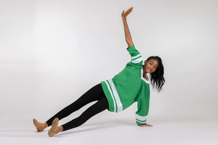 Mena's Dance Xchange Picture 9
