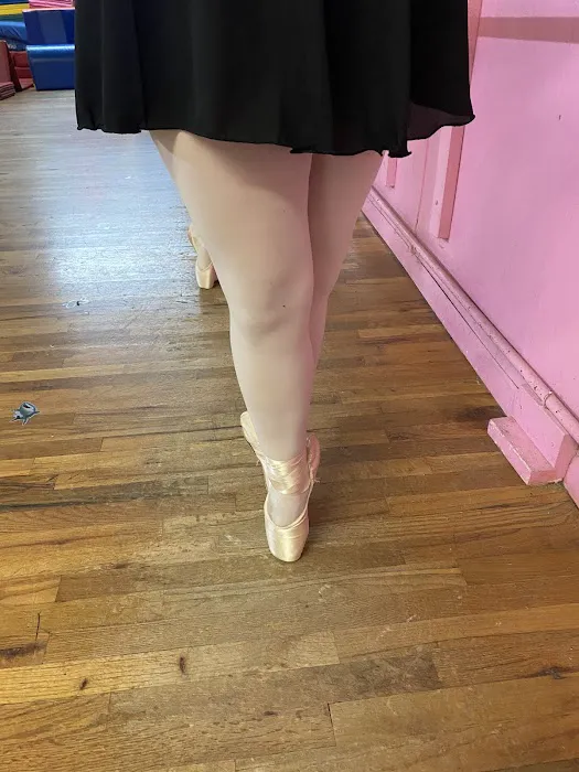 Stage Door School of Dance Picture 7