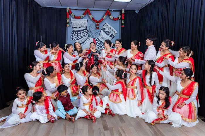 Shruti's Dance & Yoga Picture 1