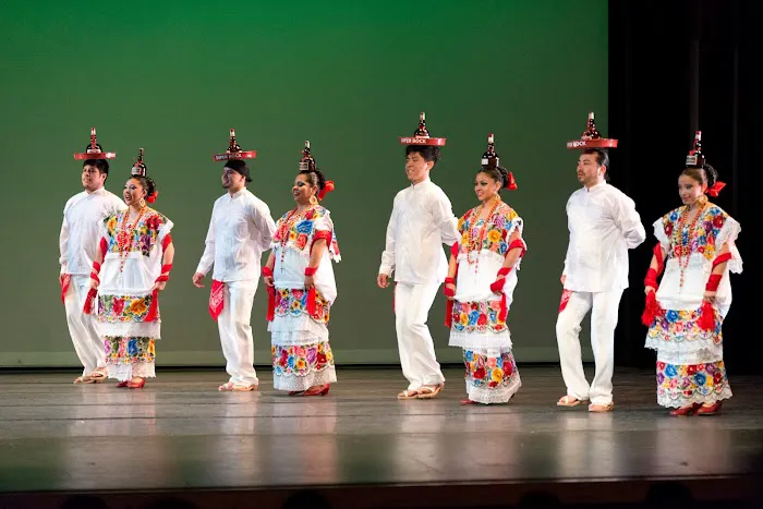 Alegre Ballet Folklórico Picture 5