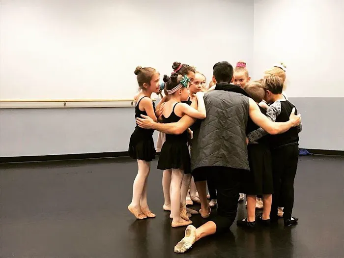 Footlights Dance Studio Picture 4