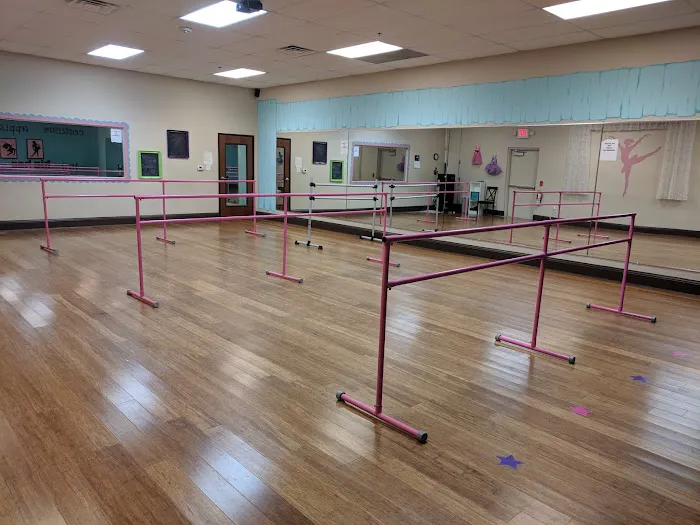 Turning Pointe Dance Studio (Forever Home) Picture 5
