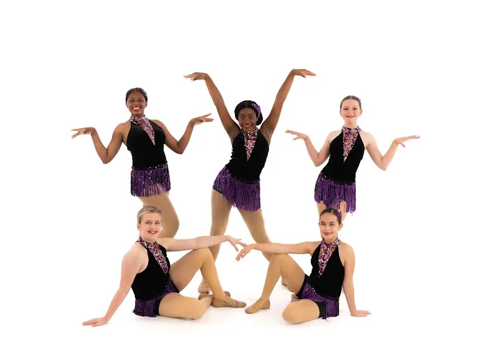 Turning Pointe Dance Studio (Forever Home) Picture 4