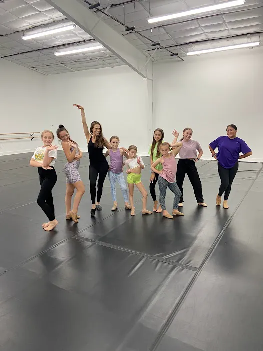 Sandi’s School of Dance Picture 4