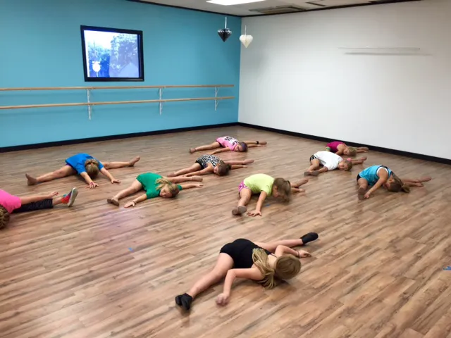 Miss Twister Dance Company Picture 2