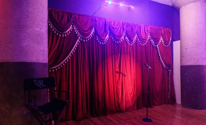 The Ricochet Room Picture 4