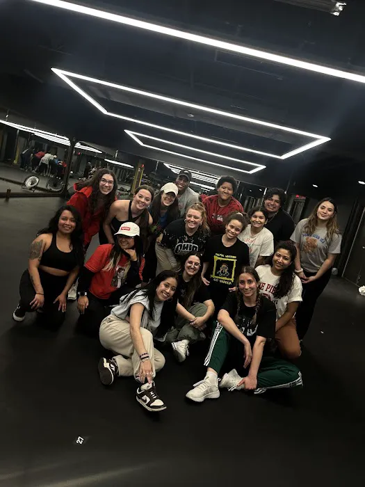 Lux MVMT Dance Studio Picture 5