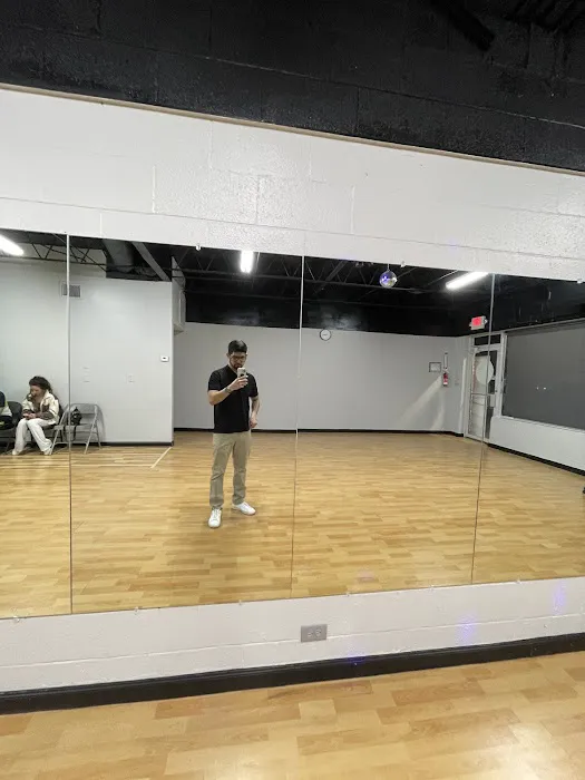 Alianza Rumbera Dance Studio Picture 2