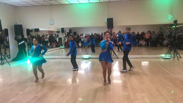 Salsabysal Dance Studio Of Salsa, Bachata & Cumbia Picture 5