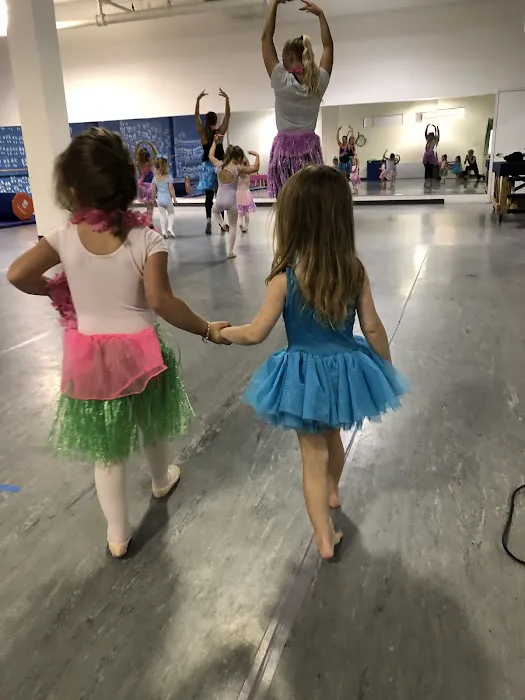 Highland Park Dance Company Picture 1