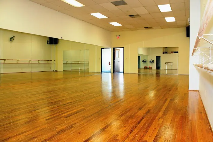 Contemporary Ballet Dallas Picture 6