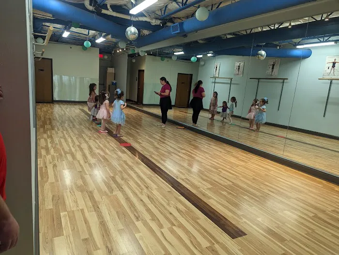 Creation Station Dance Picture 4