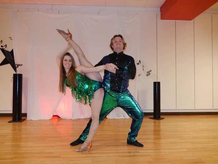 Calirumba Entertainment Picture 1