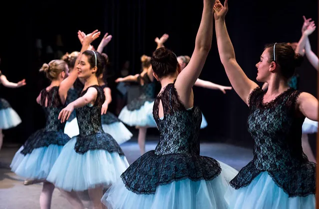 AD Dance Picture 2