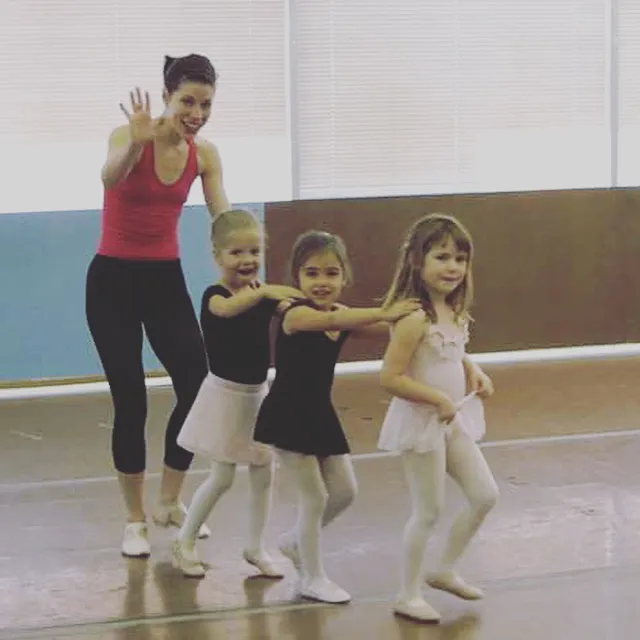 AD Dance Picture 3