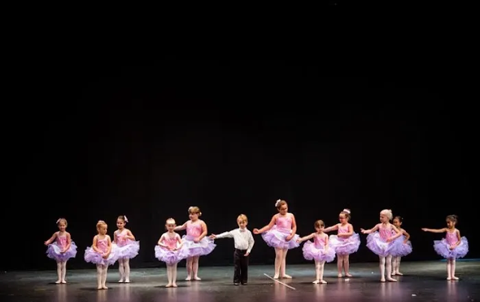 AD Dance Picture 8