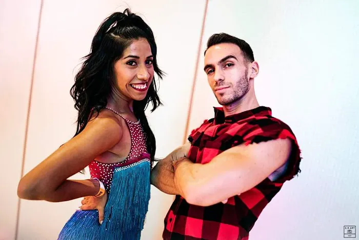 Dallas Can Dance Picture 2
