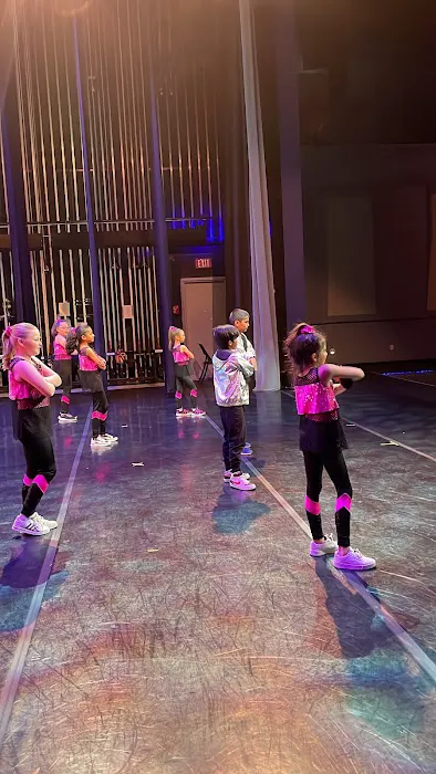 Studio Dance Centre Picture 2