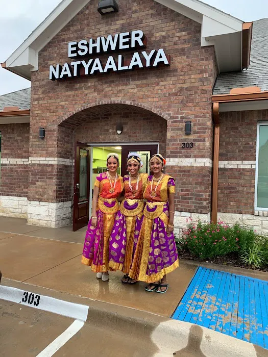 Eshwer Natyaalaya Picture 2