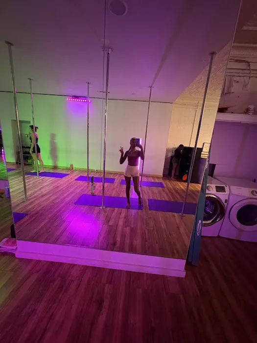 House Of Embodiment Pole Dance Classes & Pole Dance Parties Picture 9