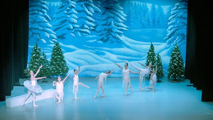 Studio 3 Dance Picture 3