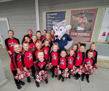 Dancinu2019Ovations Dance Studio