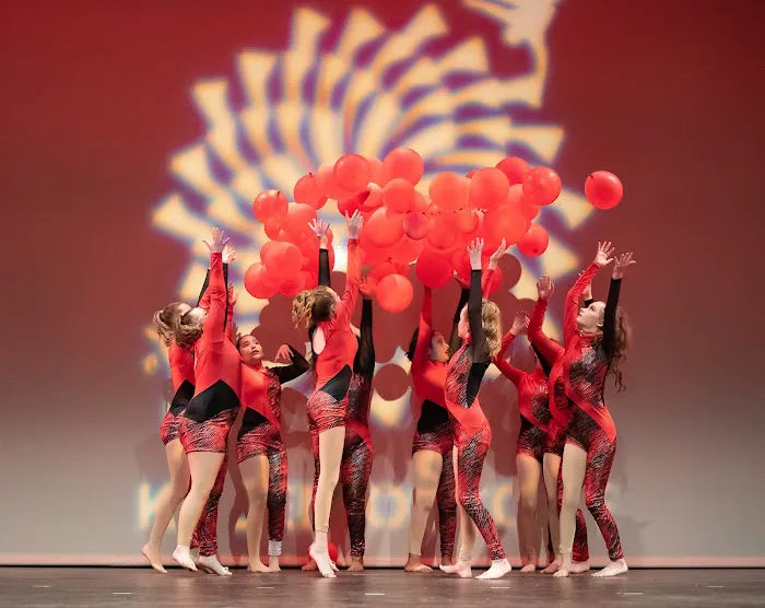 Dancin’Ovations Dance Studio Picture 2