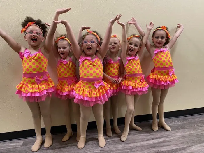 Dancin’Ovations Dance Studio Picture 10