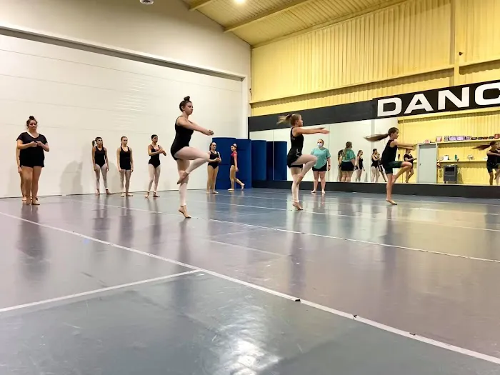 Dance & Arts Connection Picture 6
