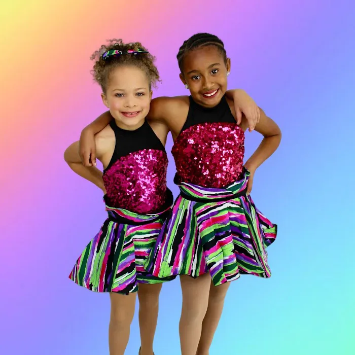 3-D Dance Celina Picture 6