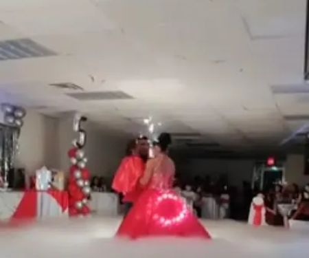 Celebration Salon De Fiestas