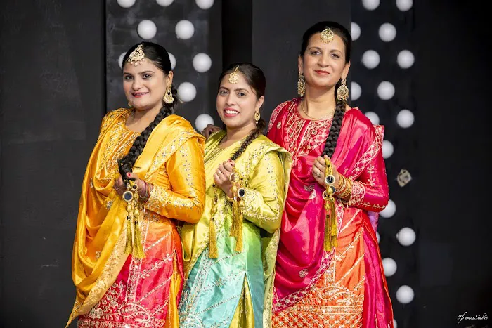 Neha Bollywood Dance/Bollyx Fitness Classes Picture 7