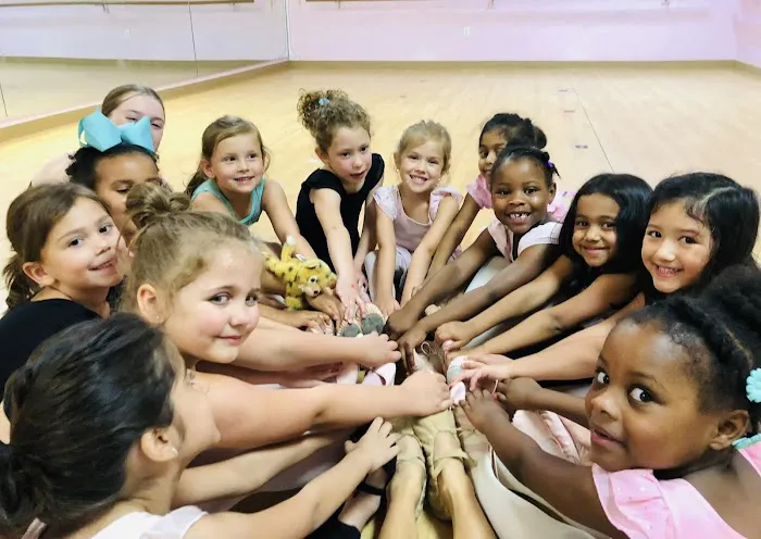 The Dance Movement Picture 6