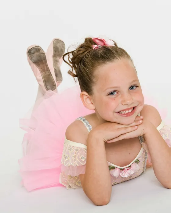 The Dance Movement Picture 9