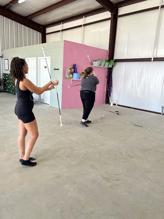 Spiraling Twirl Studio Picture 2
