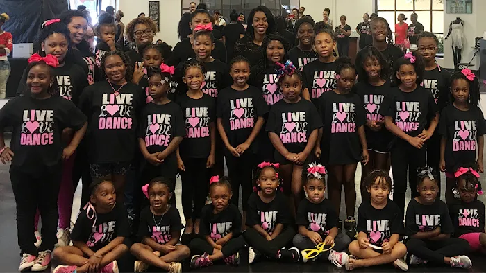 Brookelyn's DANCE STUDIO Picture 1