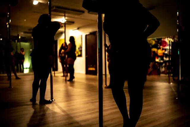 1989 Pole - a pole fitness and dance studio Picture 7