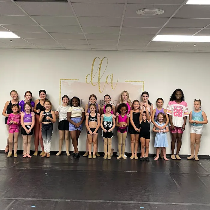 Dance Loud Academy Picture 10
