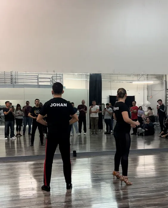 Timba Tumbao Dallas by Johan & Alyssa Picture 7