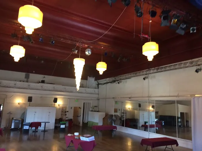 Century Ballroom Picture 7